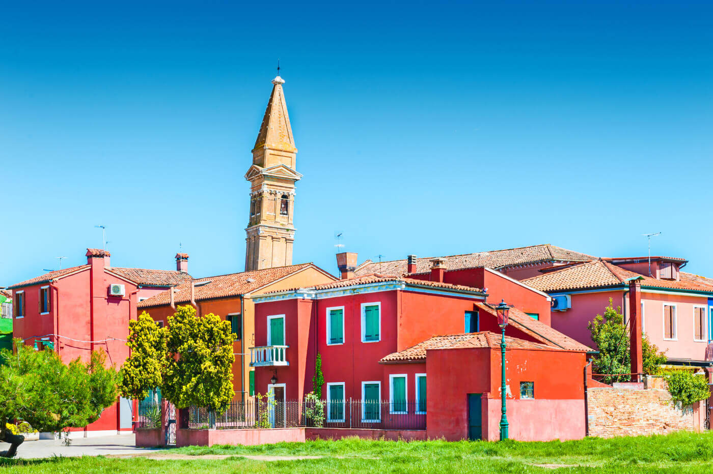 campanili pendente venezia